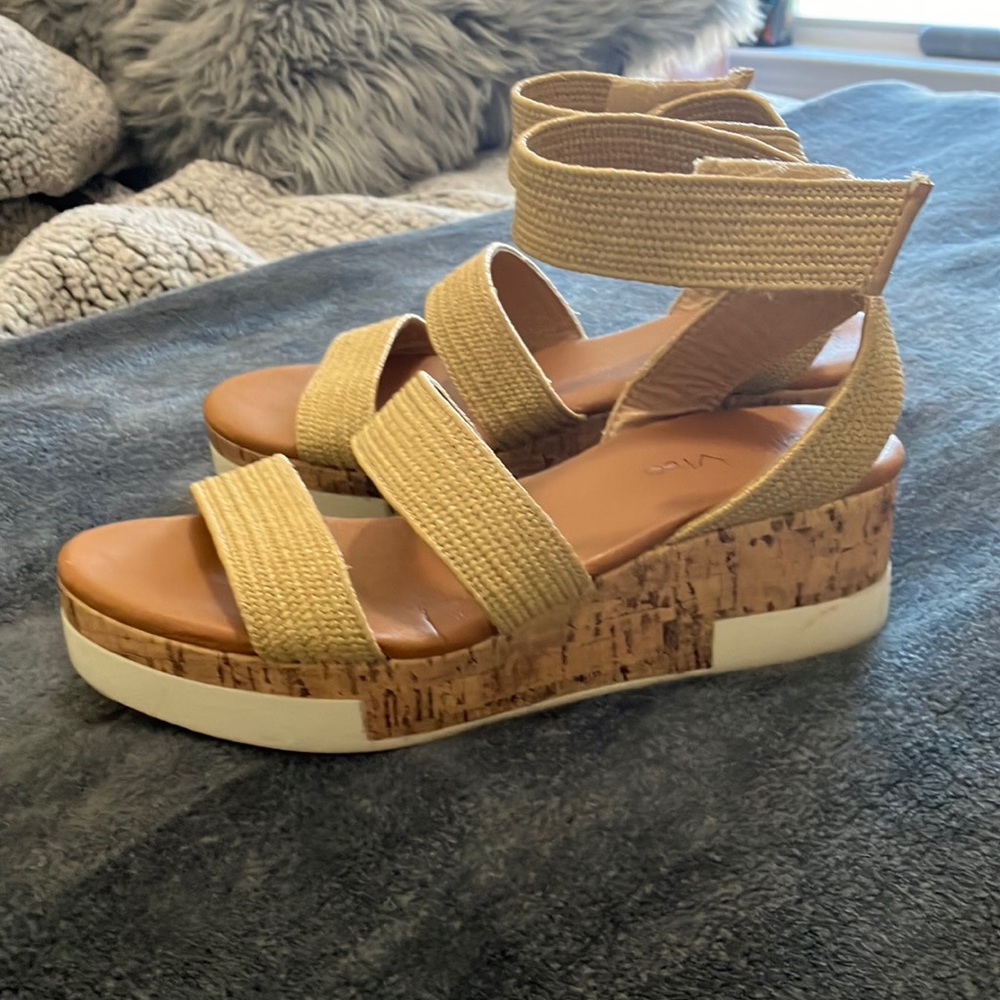 Ankle strap wedge sandals
